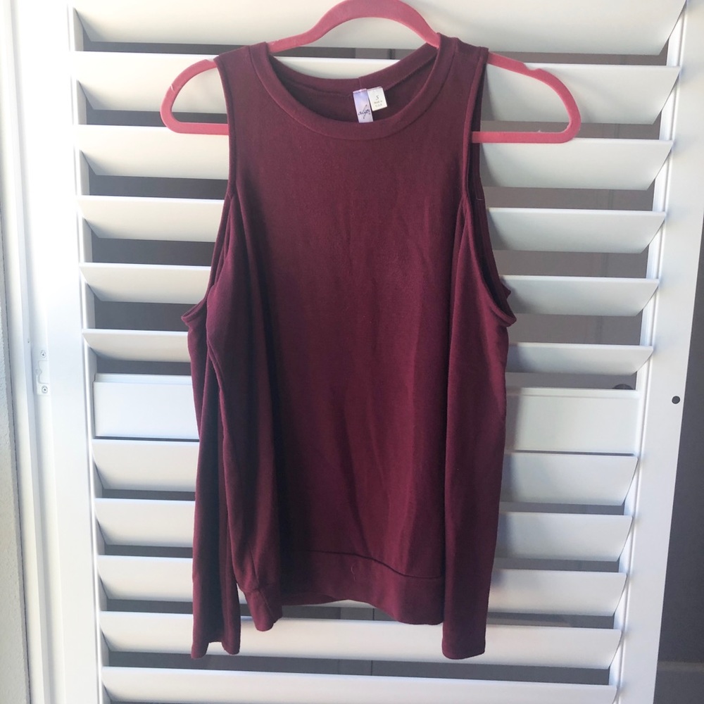 Maroon Cold Shoulder Top